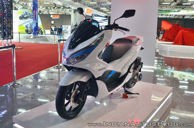Honda et Yamaha parient sur des modèles de motos hybrides en Thaïlande ảnh 1 Honda et Yamaha parient sur des modèles de motos hybrides en Thaïlande ảnh 1