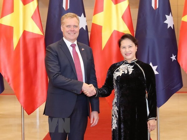Entretien entre Nguyên Thi Kim Ngân et Tony Smith à Hanoi ảnh 1 Entretien entre Nguyên Thi Kim Ngân et Tony Smith à Hanoi ảnh 1
