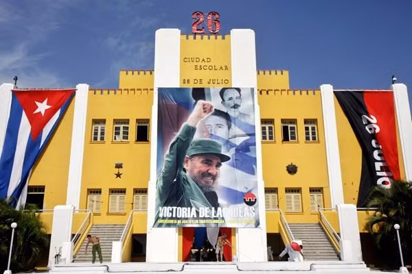 Félicitations à Cuba à l’occasion du 65e anniversaire de l’attaque de la caserne Moncada ảnh 1