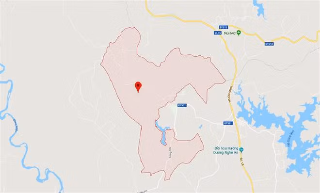 Crash d’un avion militaire dans le Centre ảnh 2