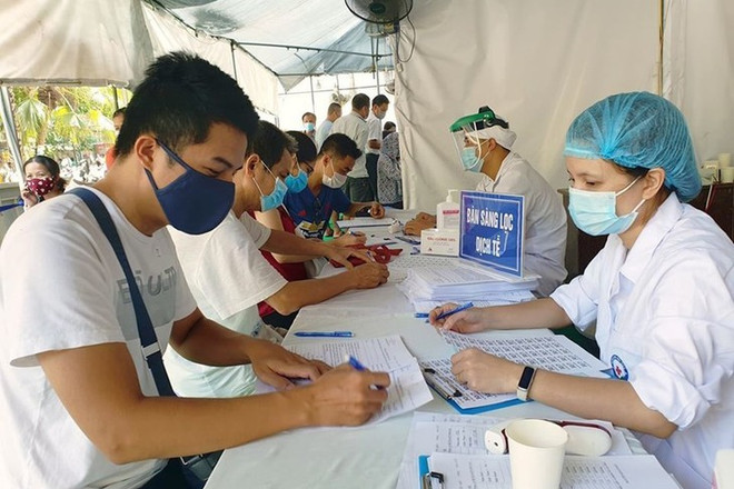 La déclaration médicale est obligatoire pour les personnes qui rentrent à Hanoi après le Têt ảnh 1 La déclaration médicale est obligatoire pour les personnes qui rentrent à Hanoi après le Têt ảnh 1