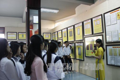 Une exposition sur Hoang Sa et Truong Sa à Lam Dong ảnh 1 Une exposition sur Hoang Sa et Truong Sa à Lam Dong ảnh 1