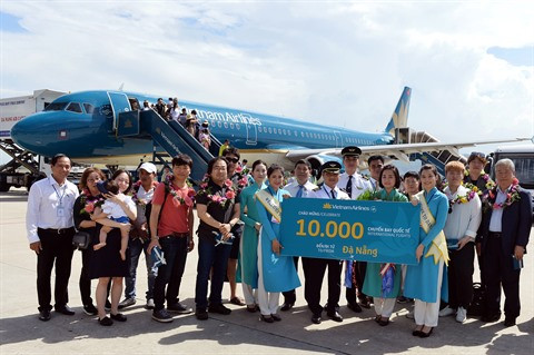 Vietnam Airlines accueille son 10.000e vol international à Dà Nang ảnh 1 Vietnam Airlines accueille son 10.000e vol international à Dà Nang ảnh 1