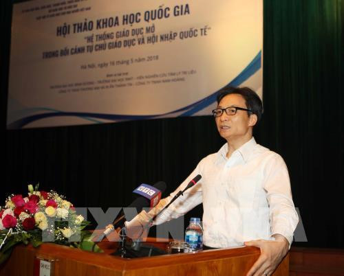 Le vice-Premier ministre Vu Duc Dam plaide pour une éducation ouverte ảnh 1  Le vice-Premier ministre Vu Duc Dam plaide pour une éducation ouverte ảnh 1