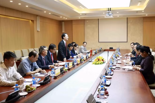 Le Vietnam et le Laos accélèrent la construction du siège de l’AN laotienne ảnh 1