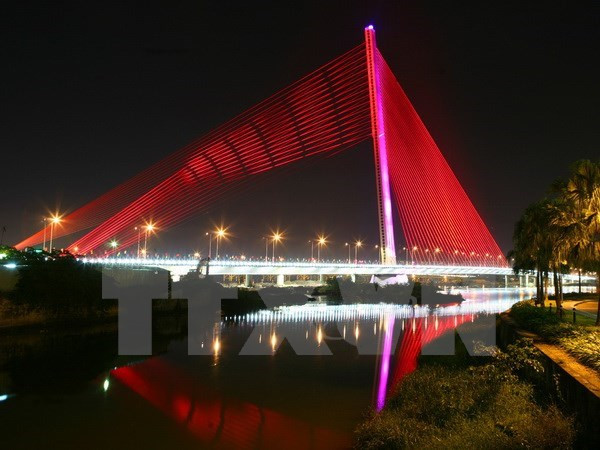 La BAD accorde 100 millions de dollars pour le Couloir économique Est-Ouest ảnh 1