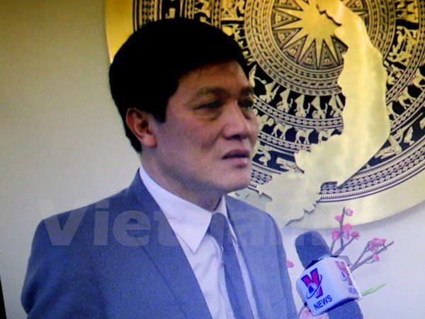 Les Vietnamiens en Rep. tchèque appelés à la prudence en visitant Paris ảnh 1 Les Vietnamiens en Rep. tchèque appelés à la prudence en visitant Paris ảnh 1