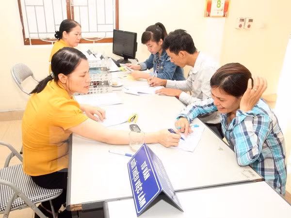Thaïlande : les travailleurs vietnamiens commencent à s'enregistrer ảnh 1