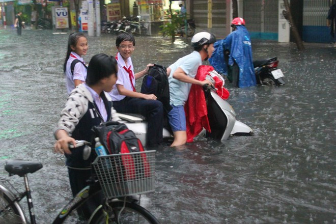 Plus de 10.000 milliards de dongs pour lutter contre les inondations à HCM-Ville ảnh 1 Plus de 10.000 milliards de dongs pour lutter contre les inondations à HCM-Ville ảnh 1