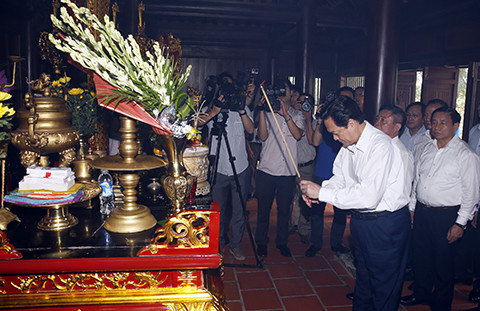 Nguyên Du, porte-drapeau de la culture vietnamienne ảnh 3 Nguyên Du, porte-drapeau de la culture vietnamienne ảnh 3