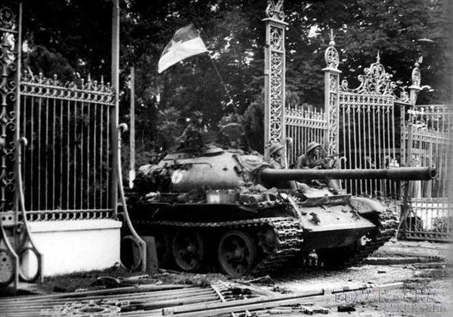 Fierté et confiance sous le drapeau glorieux du Parti, volonté de bâtir le Vietnam plus puissant, civilisé, culturel et héroïque ảnh 3 Fierté et confiance sous le drapeau glorieux du Parti, volonté de bâtir le Vietnam plus puissant, civilisé, culturel et héroïque ảnh 3