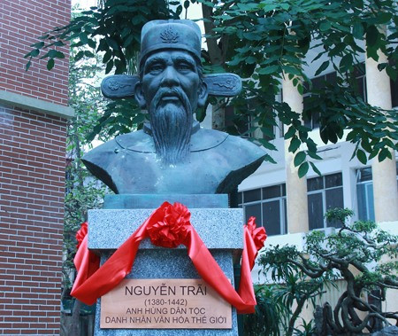 Pèlerinage au village de Nhi Khê ảnh 1