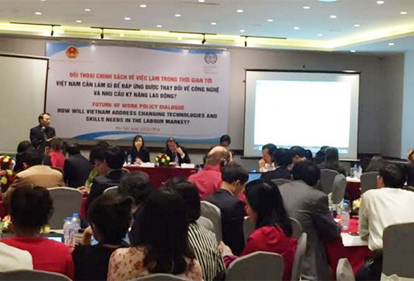 Investir dans le développement de ressources humaines, clé de l’intégration, au menu d’un dialogue ảnh 1 Investir dans le développement de ressources humaines, clé de l’intégration, au menu d’un dialogue ảnh 1