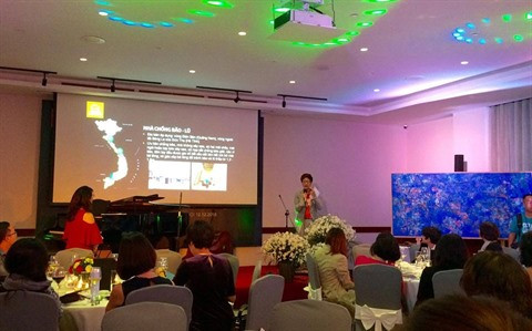 Près de 1,6 milliard de dôngs collectés lors d'une soirée de bienfaisance à Hanoï ảnh 1 Près de 1,6 milliard de dôngs collectés lors d'une soirée de bienfaisance à Hanoï ảnh 1