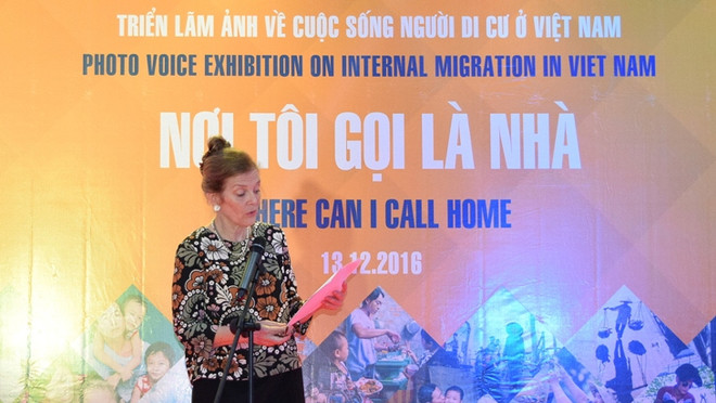 Inauguration de l’exposition photographique «Où puis-je appeler la famille?» ảnh 2 Inauguration de l’exposition photographique «Où puis-je appeler la famille?» ảnh 2