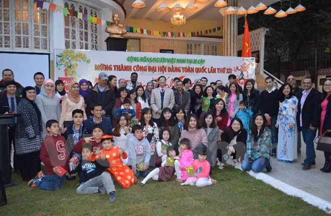 Réception pour saluer le Têt et le succès du 12e Congrès du PCV ảnh 2