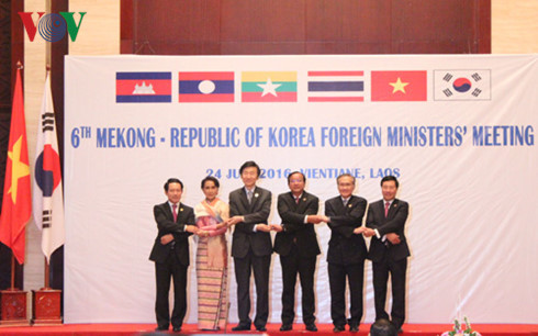 Mékong-République de Corée: les ministres des Affaires étrangères réunis à Vientiane ảnh 1 Mékong-République de Corée: les ministres des Affaires étrangères réunis à Vientiane ảnh 1