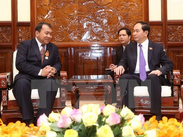 Le président Tran Dai Quang reçoit l’ambassadeur cambodgien ảnh 1 Le président Tran Dai Quang reçoit l’ambassadeur cambodgien ảnh 1