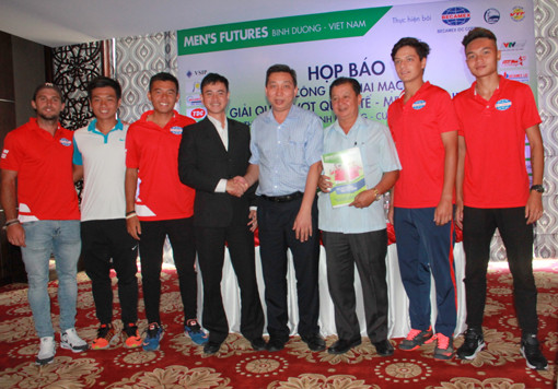 Tennis : ouverture du tournoi international Men’s Futures - Coupe Becamex 2016 ảnh 1 Tennis : ouverture du tournoi international Men’s Futures - Coupe Becamex 2016 ảnh 1