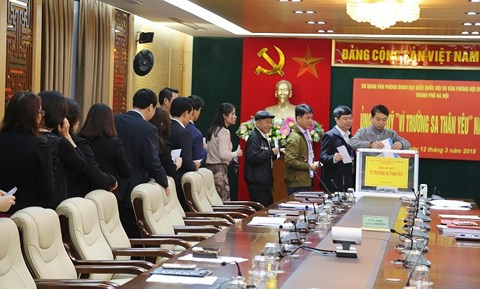 Collecte de dons pour le Fonds « Pour Truong Sa bien-aimé» ảnh 1 Collecte de dons pour le Fonds « Pour Truong Sa bien-aimé» ảnh 1