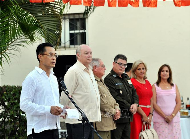 La Fête nationale du Vietnam célébrée en Chine, à Cuba et au Bangladesh ảnh 1 La Fête nationale du Vietnam célébrée en Chine, à Cuba et au Bangladesh ảnh 1