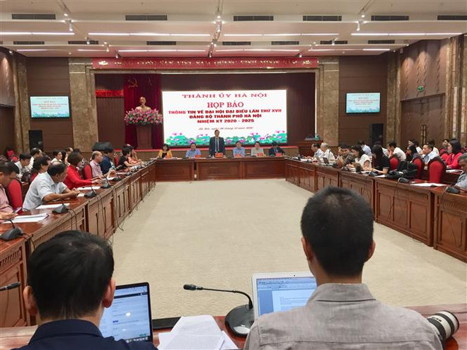 Hanoï achève les préparatifs pour le XVIIe congrès du comité municipal du Parti ảnh 1 Hanoï achève les préparatifs pour le XVIIe congrès du comité municipal du Parti ảnh 1