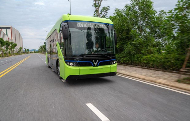 Premier modèle de bus électrique testé au Vietnam ảnh 1 Premier modèle de bus électrique testé au Vietnam ảnh 1