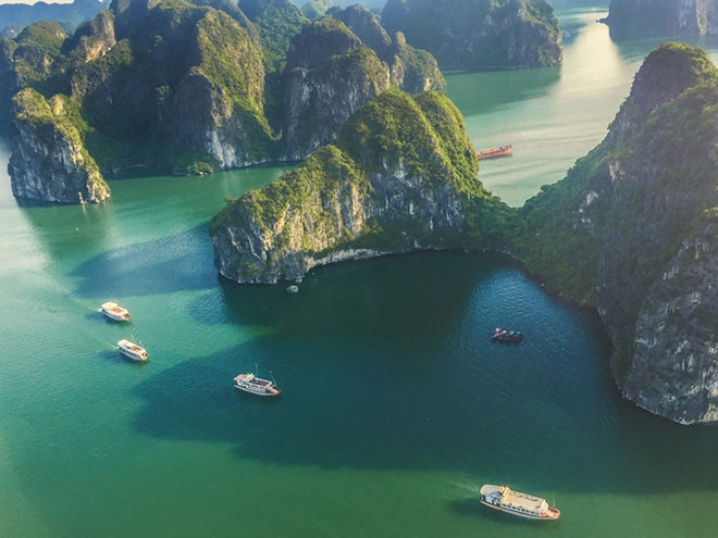 La baie d’Ha Long parmi les 25 plus belles destinations du monde par CNN ảnh 1 La baie d’Ha Long parmi les 25 plus belles destinations du monde par CNN ảnh 1