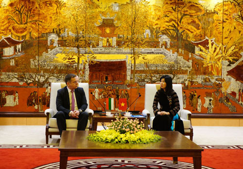 Hanoi renforcera sa coopération avec Sofia dans divers secteurs ảnh 1 Hanoi renforcera sa coopération avec Sofia dans divers secteurs ảnh 1
