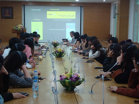 La communication au cœur d’une conférence à Hanoï ảnh 1 La communication au cœur d’une conférence à Hanoï ảnh 1