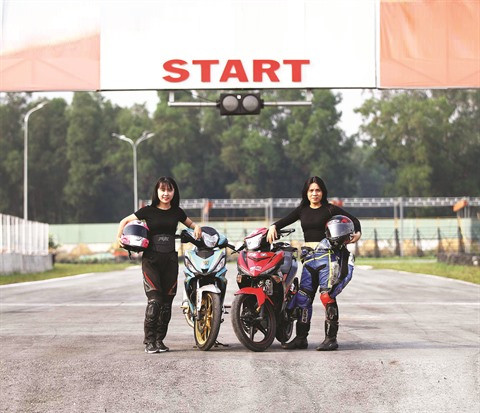 Des femmes grisées par la vitesse ảnh 1 Des femmes grisées par la vitesse ảnh 1