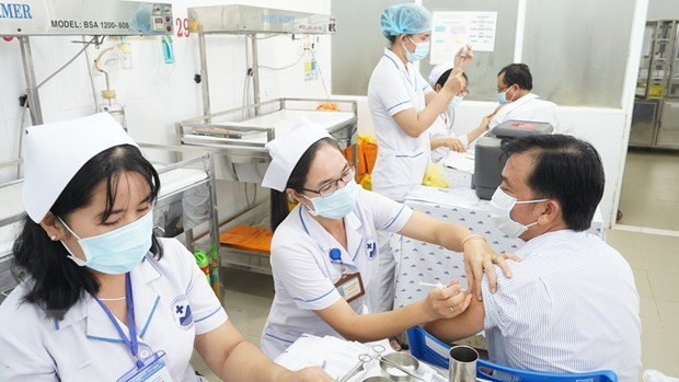 Le Vietnam a dépensé 347 millions de dollars pour la lutte anticoronavirus ảnh 1 Le Vietnam a dépensé 347 millions de dollars pour la lutte anticoronavirus ảnh 1
