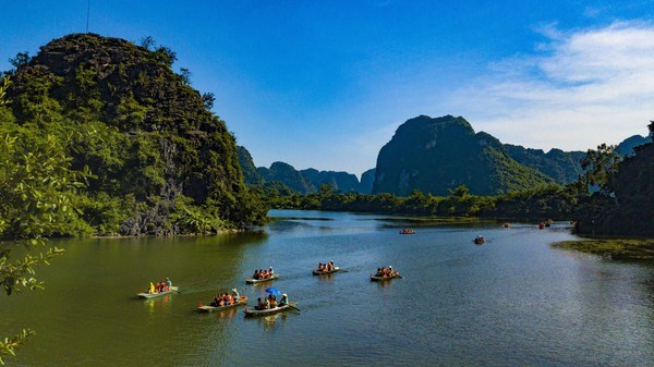 Année nationale du tourisme 2021: Ninh Binh, terre de l’ancienne capitale millénaire ảnh 1 Année nationale du tourisme 2021: Ninh Binh, terre de l’ancienne capitale millénaire ảnh 1