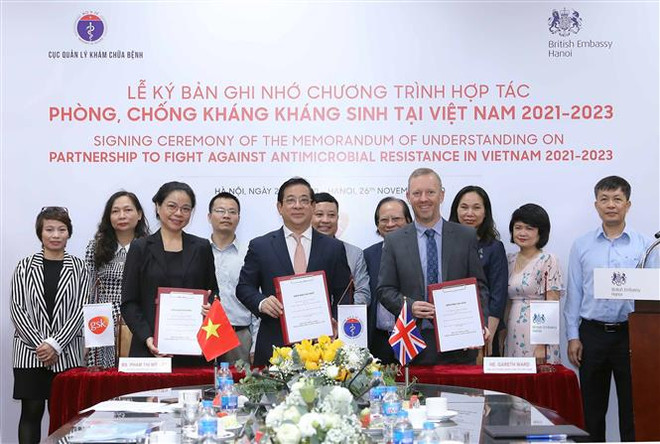 Le Royaume-Uni aide le Vietnam à lutter contre la résistance aux antimicrobiens ảnh 1 Le Royaume-Uni aide le Vietnam à lutter contre la résistance aux antimicrobiens ảnh 1