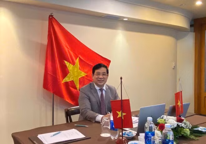 COVID-19 : le Vietnam partage ses expériences lors d’un forum virtuel ảnh 1 COVID-19 : le Vietnam partage ses expériences lors d’un forum virtuel ảnh 1