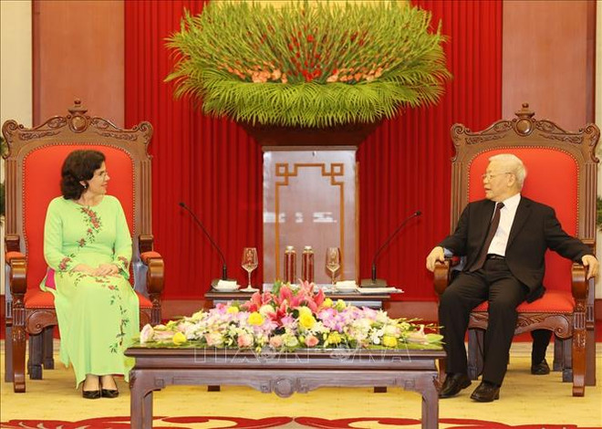 Le secrétaire général du PCV reçoit l'ambassadrice cubainne sortante ảnh 1 Le secrétaire général du PCV reçoit l'ambassadrice cubainne sortante ảnh 1
