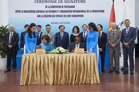 Neuf bibliothèques vietnamiennes auront leurs espaces du livre francophone ảnh 1 Neuf bibliothèques vietnamiennes auront leurs espaces du livre francophone ảnh 1