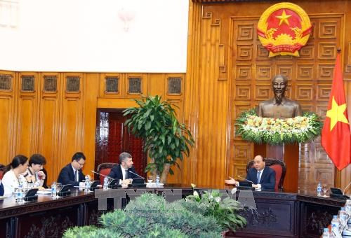 Le PM Nguyen Xuan Phuc reçoit le vice-ministre italien du Développement économique ảnh 1 Le PM Nguyen Xuan Phuc reçoit le vice-ministre italien du Développement économique ảnh 1