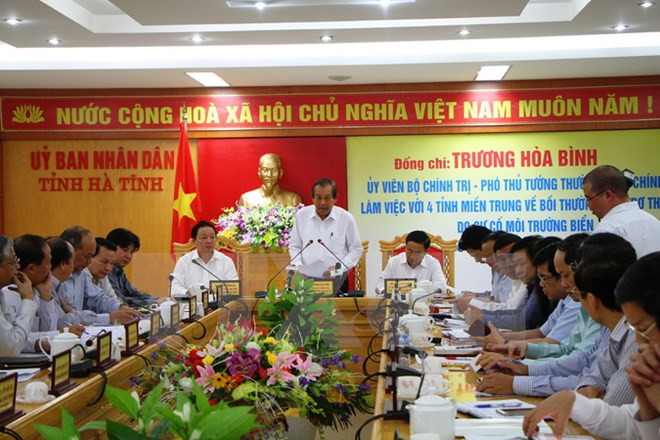 Formosa: Le vice-PM Truong Hoa Binh inspecte le travail de dédommagement ảnh 1 Formosa: Le vice-PM Truong Hoa Binh inspecte le travail de dédommagement ảnh 1