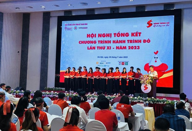 Don de sang : le programme « Itinéraire rouge » collecte plus de 115.000 unités de sang ảnh 1 Don de sang : le programme « Itinéraire rouge » collecte plus de 115.000 unités de sang ảnh 1