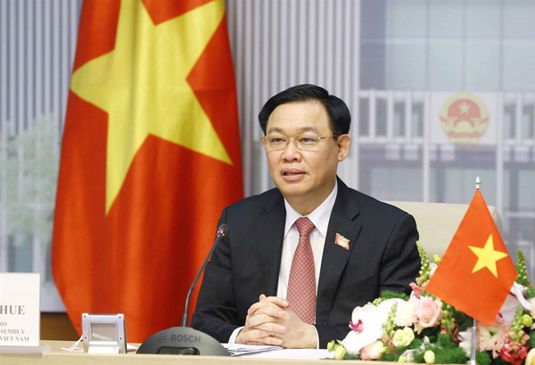 Le président de l’AN Vuong Dinh Huê effectuera une tournée en Indonésie et en Iran ảnh 1 Le président de l’AN Vuong Dinh Huê effectuera une tournée en Indonésie et en Iran ảnh 1