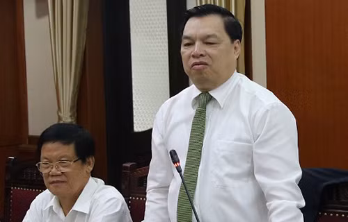 Nomination à la Commission de sensibilisation et d’éducation ảnh 1