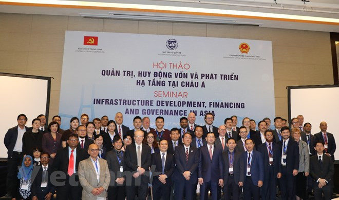 Le développement des insfrastructures en débat à Hanoi ảnh 2