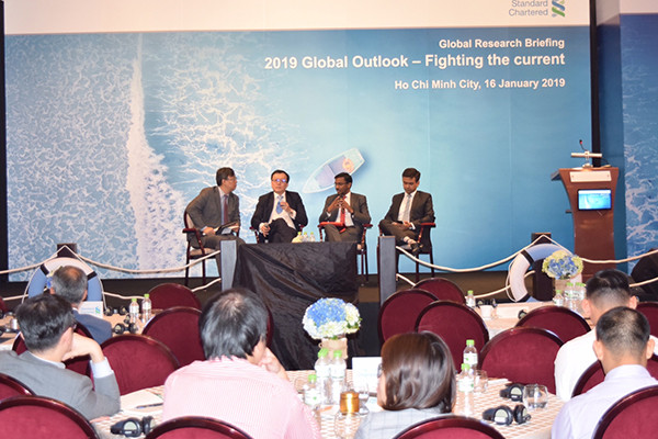 Standard Chartered prédit une croissance stable pour le Vietnam en 2019 ảnh 1 Standard Chartered prédit une croissance stable pour le Vietnam en 2019 ảnh 1