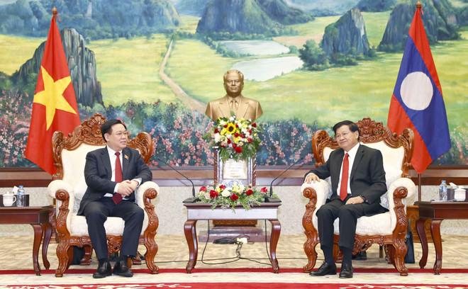 Le président de l'AN rend une visite de courtoisie au leader du PPRL ảnh 2 Le président de l'AN rend une visite de courtoisie au leader du PPRL ảnh 2