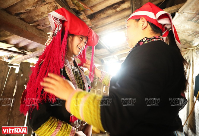 Originalités du mariage des Dao rouges à Lào Cai ảnh 1 Originalités du mariage des Dao rouges à Lào Cai ảnh 1