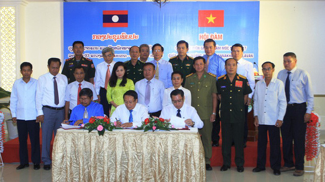 Quang Tri, Savanakhet et Salavan unies pour une frontière de paix et d’amitié ảnh 1 Quang Tri, Savanakhet et Salavan unies pour une frontière de paix et d’amitié ảnh 1