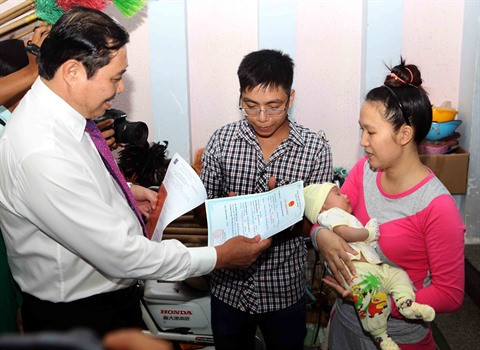 Dà Nang lance son projet pilote de livraison d’acte de naissance à domicile ảnh 1 Dà Nang lance son projet pilote de livraison d’acte de naissance à domicile ảnh 1