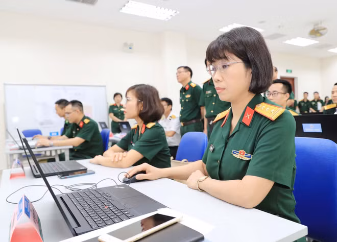 Ouverture d’une formation d’officiers d’état-major de l'ONU ảnh 2