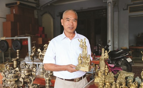 Un fondeur de bronze passe le flambeau aux jeunes ảnh 1 Un fondeur de bronze passe le flambeau aux jeunes ảnh 1